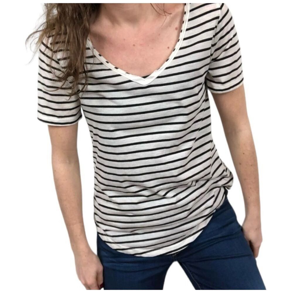 BP Black White V-Neck Striped Short Sleeve Tee Shirt Top Women's Size XS
